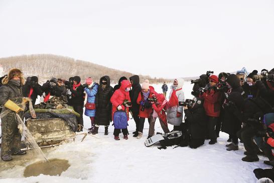  2019龙江东部湿地旅游联盟旅游产品推介会暨首届湿地冰雪摄影大赛（双鸭山站）在我市举办